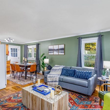 New River Gorge Cottage W Hot Tub, Fire Pit, Grill Oak Hill Exteriér fotografie