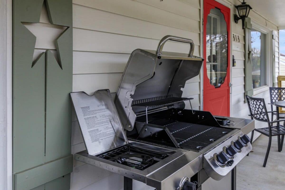 New River Gorge Cottage W Hot Tub, Fire Pit, Grill Oak Hill Exteriér fotografie
