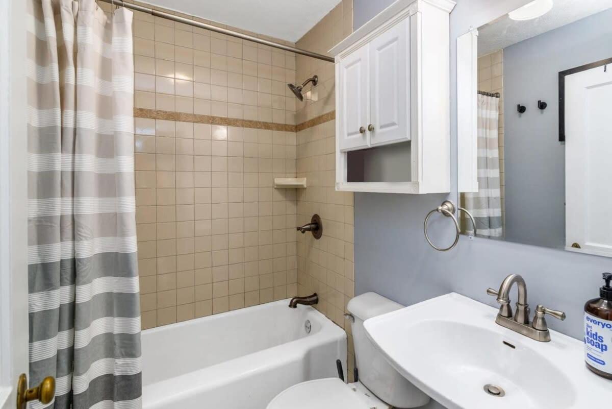 New River Gorge Cottage W Hot Tub, Fire Pit, Grill Oak Hill Exteriér fotografie